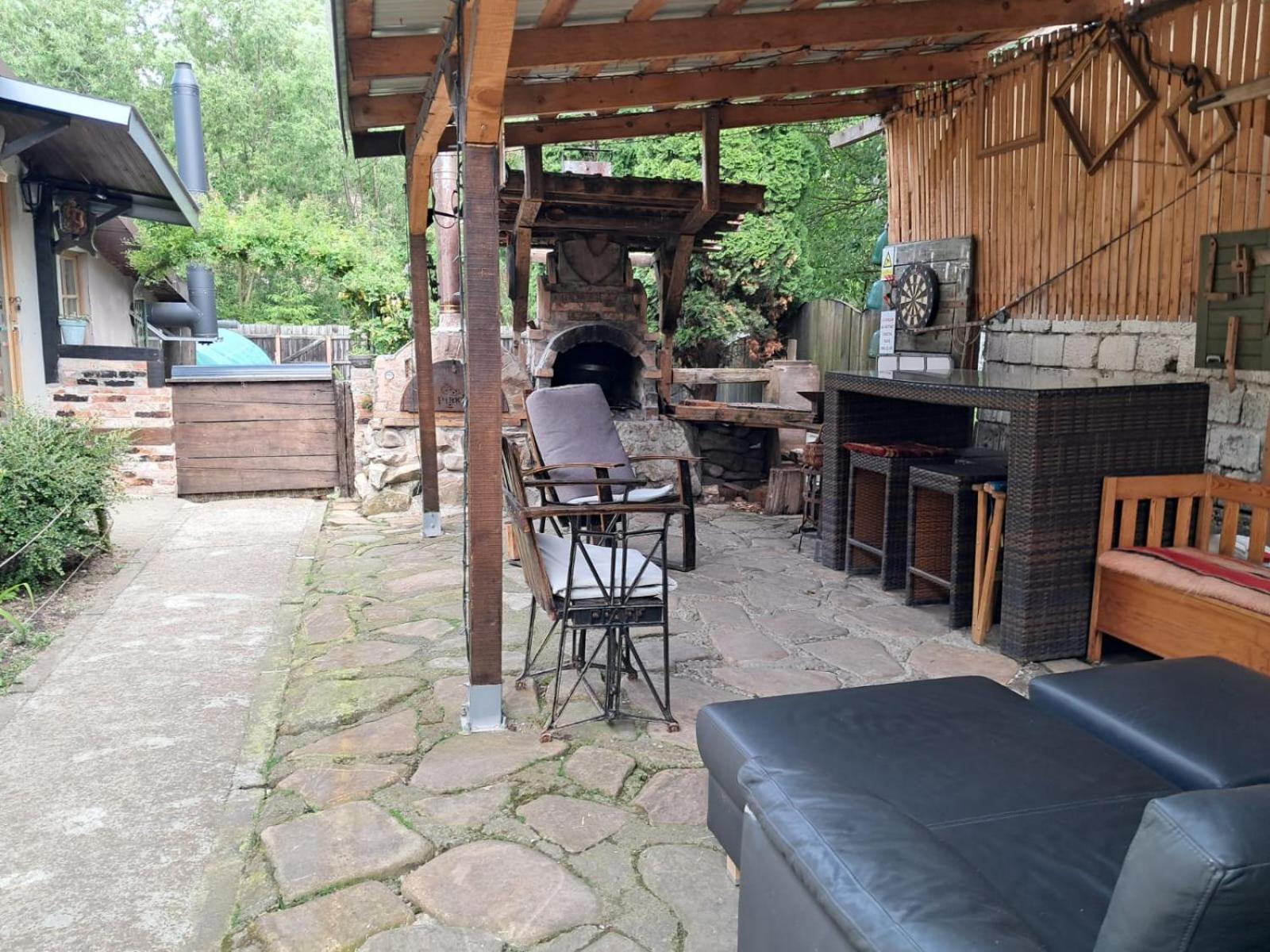Home Of Art Rasnov Exterior foto